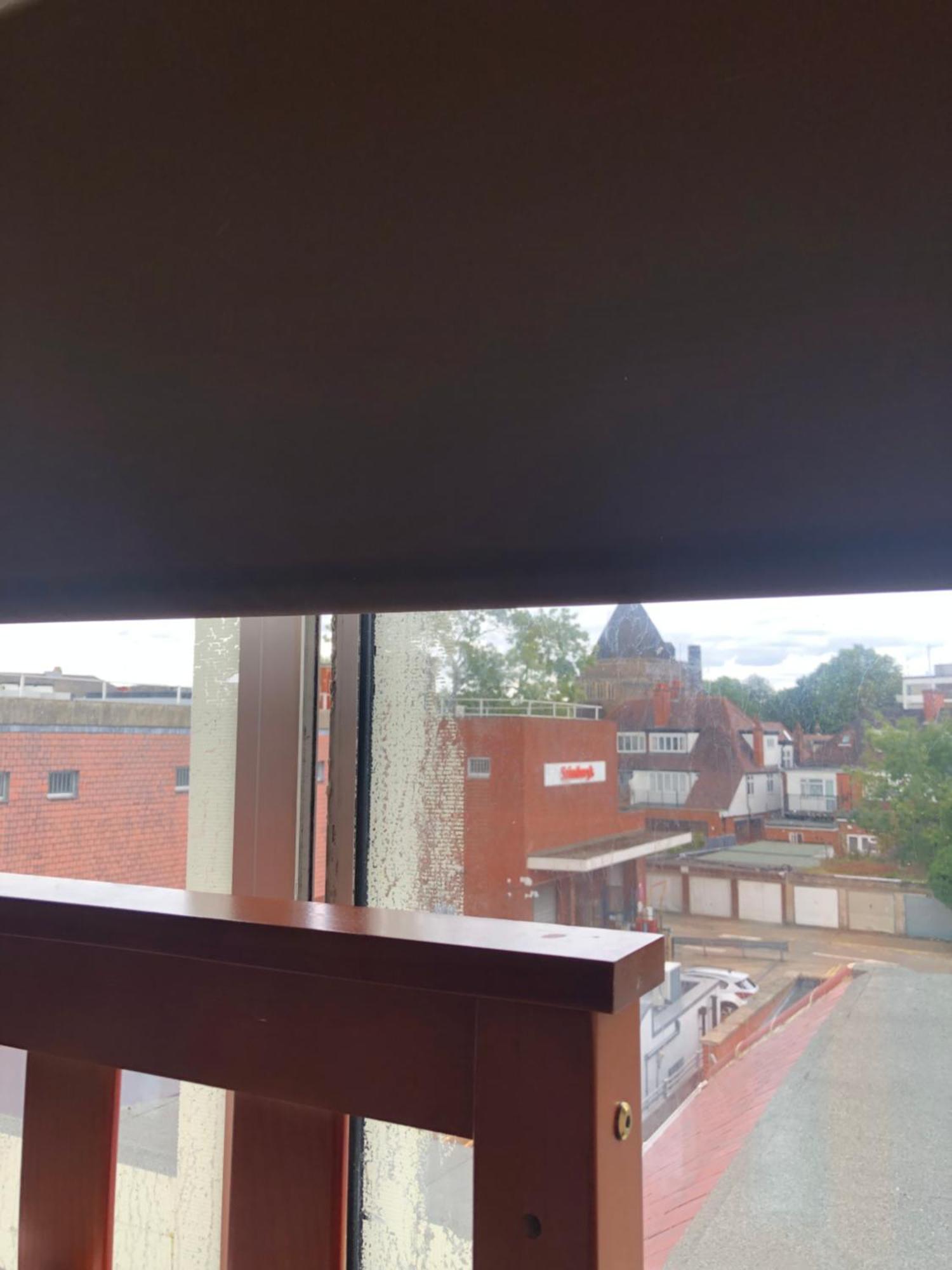 Peaceful Studio-Flat With Driveway In Golders Green Apartment London Bagian luar foto